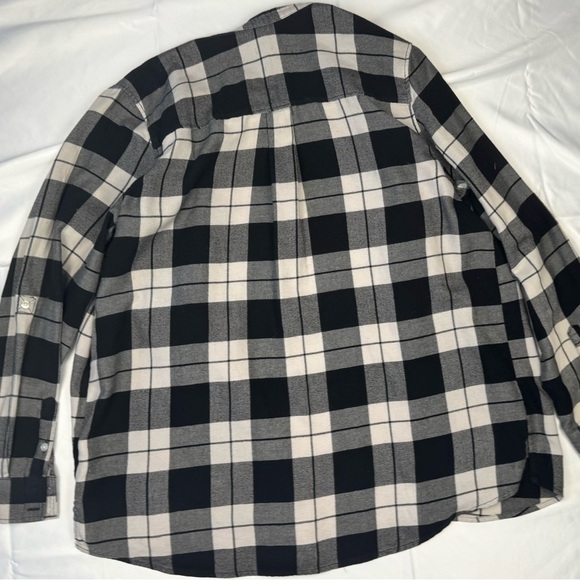 Express - White, Grey, and Black Plaid Long Sleeve Button Up Shirt - Picture 4 of 8